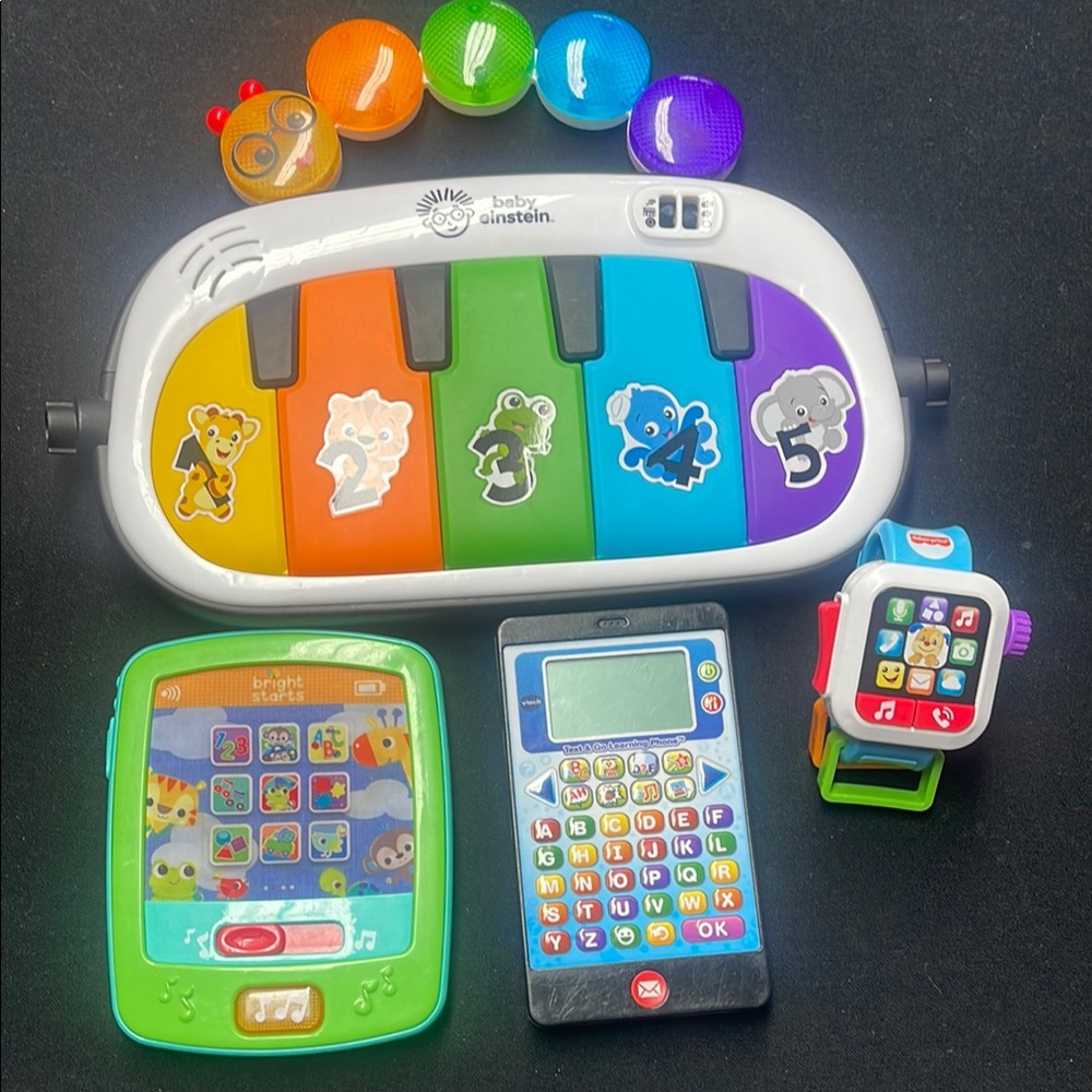 Learning Toy Set with Interactive Features